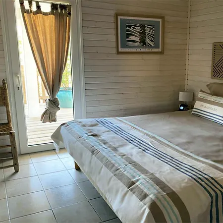 Ferienhaus Californien Superbe Piscine Lagon Dans La Residence, A 1km, St Tropez 7km!